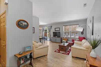 2920 Langston Circle #2920, Saint Charles, IL 60175 - Photo 3