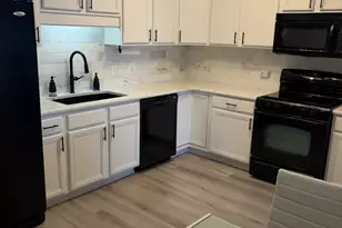 1349 E Washington St, Des Plaines, IL 60016 - Photo 13