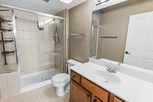 1349 E Washington St, Des Plaines, IL 60016 - Photo 33