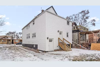 9319 S Merrill Avenue, Chicago, IL 60617 - Photo 19