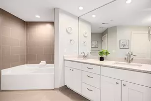 10735 Clock Tower Dr, Countryside, IL 60525 - Photo 17