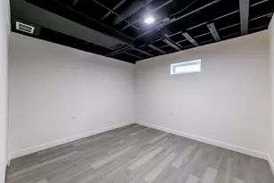 1616 Wilcox St, Crest Hill, IL 60435 - Photo 23