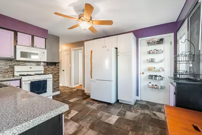 300 N Garfield Street, Hinckley, IL 60520 - Photo 7