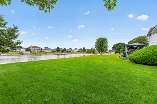 604 Mahoney Dr, Minooka, IL 60447 - Photo 67