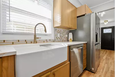 9313 S 82nd Court, Hickory Hills, IL 60457 - Photo 9