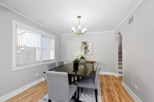 9313 S 82nd Ct, Hickory Hills, IL 60457 - Photo 7