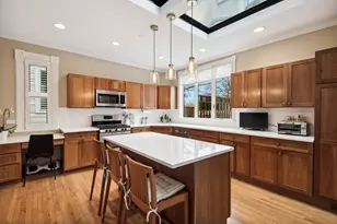 933 Maple Ave, Evanston, IL 60202 - Photo 9