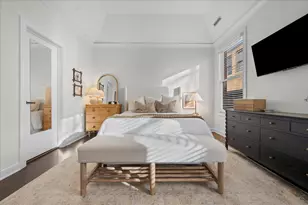 1960 N Seminary Ave, Chicago, IL 60614 - Photo 15