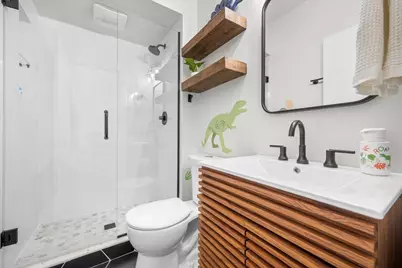 1960 N Seminary Avenue #B, Chicago, IL 60614 - Photo 19