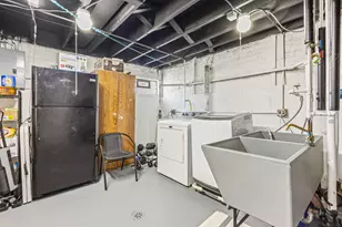 7424 Crawford Ave, Skokie, IL 60076 - Photo 31