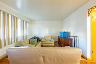 641 W 54th Pl, Chicago, IL 60609 - Photo 3