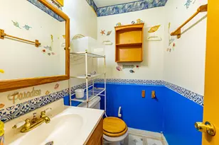 641 W 54th Pl, Chicago, IL 60609 - Photo 11