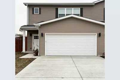 1400 8th Street, Harvard, IL 60033 - Photo 1