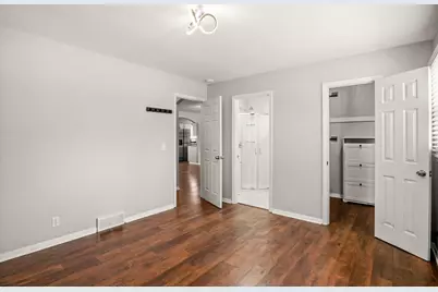 1810 Evergreen Street, Saint Charles, IL 60174 - Photo 13