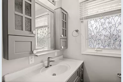 1810 Evergreen Street, Saint Charles, IL 60174 - Photo 19