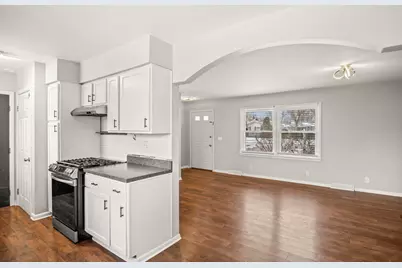 1810 Evergreen Street, Saint Charles, IL 60174 - Photo 9