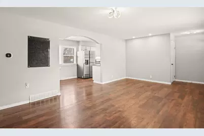 1810 Evergreen Street, Saint Charles, IL 60174 - Photo 5