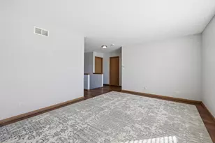 379 Stone Hollow Dr, Poplar Grove, IL 61065 - Photo 31