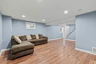 7344 Country Creek Way, Downers Grove, IL 60516 - Photo 9