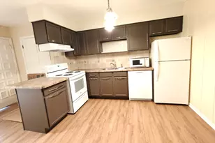 1296 E Washington St, Des Plaines, IL 60016 - Photo 7