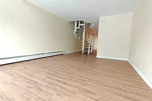 1296 E Washington St, Des Plaines, IL 60016 - Photo 5