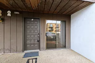 1296 E Washington St, Des Plaines, IL 60016 - Photo 25