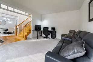 527 Ridgelawn Trail, Batavia, IL 60510 - Photo 11