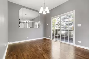 2260 Hudson Cir, Aurora, IL 60502 - Photo 11