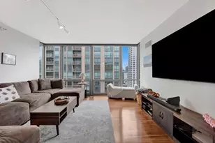 2 E Erie St, Chicago, IL 60611 - Photo 9