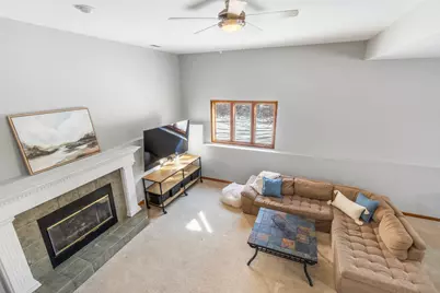 521 N Sharon Drive, Woodstock, IL 60098 - Photo 7