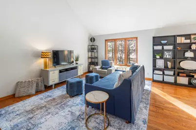 521 N Sharon Drive, Woodstock, IL 60098 - Photo 3