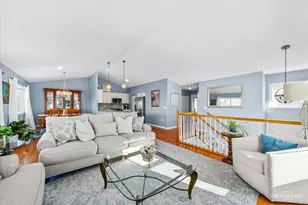 3021 Saganashkee Ln, Naperville, IL 60564 - Photo 3