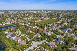 3021 Saganashkee Ln, Naperville, IL 60564 - Photo 39