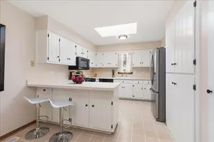 267 Center Rd, Frankfort, IL 60423 - Photo 7