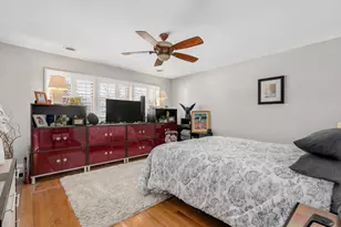 16W680 57th St, Clarendon Hills, IL 60514 - Photo 15