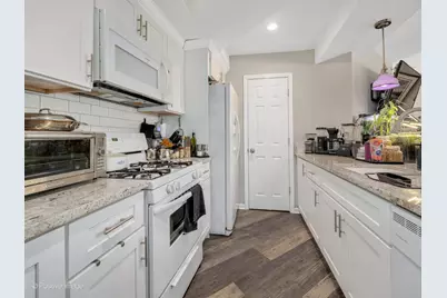16W680 57th Street, Clarendon Hills, IL 60514 - Photo 27