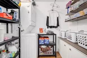 16W680 57th St, Clarendon Hills, IL 60514 - Photo 17