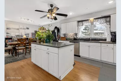 16W680 57th Street, Clarendon Hills, IL 60514 - Photo 25