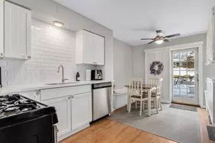 16W680 57th St, Clarendon Hills, IL 60514 - Photo 5