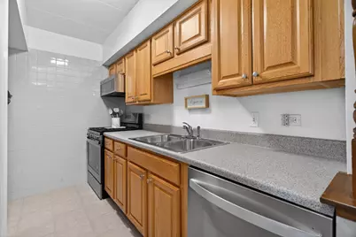 9122 W 140th Street #2NW, Orland Park, IL 60462 - Photo 7