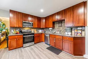 17742 Larkspur Ln, Homewood, IL 60430 - Photo 7