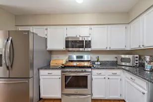 110 Lauralton St, Lake Bluff, IL 60044 - Photo 11