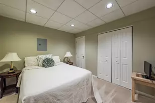 110 Lauralton St, Lake Bluff, IL 60044 - Photo 31