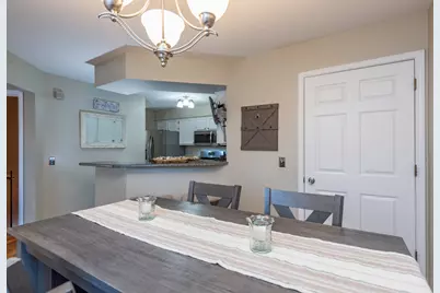 110 Lauralton Street, Lake Bluff, IL 60044 - Photo 15