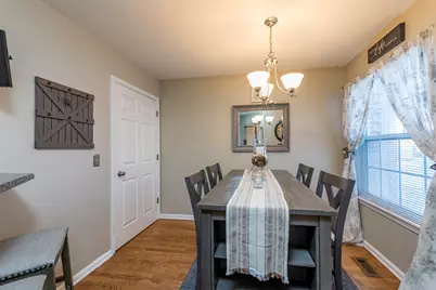 110 Lauralton Street, Lake Bluff, IL 60044 - Photo 13