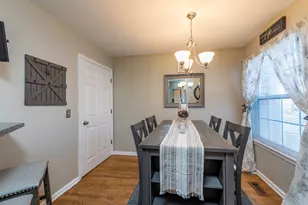 110 Lauralton St, Lake Bluff, IL 60044 - Photo 13