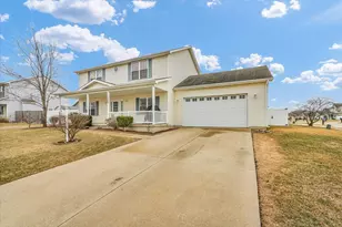 1328 W Ridge Ln, Champaign, IL 61822 - Photo 3