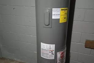 1208 S 3rd St, Pekin, IL 61554 - Photo 13