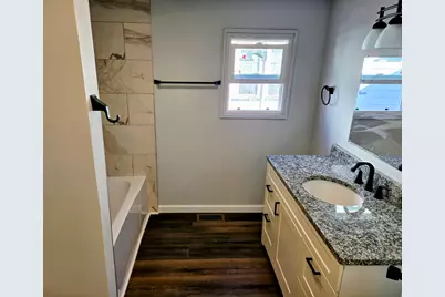 1208 S 3rd Street, Pekin, IL 61554 - Photo 7