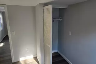 1208 S 3rd St, Pekin, IL 61554 - Photo 11